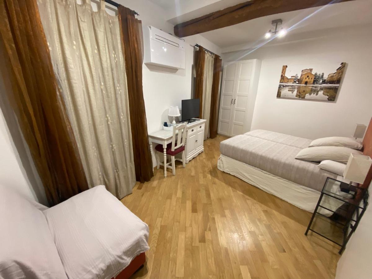 B&B And Home La Piazzetta Della Pioggia بولونيا المظهر الخارجي الصورة