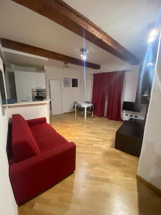 B&B And Home La Piazzetta Della Pioggia بولونيا المظهر الخارجي الصورة