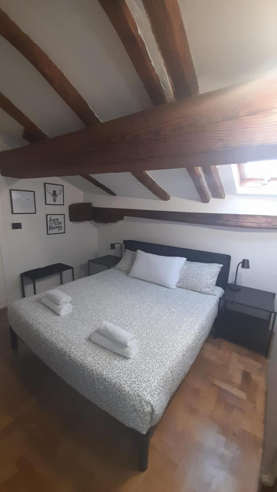B&B And Home La Piazzetta Della Pioggia بولونيا المظهر الخارجي الصورة