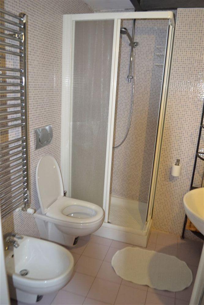 B&B And Home La Piazzetta Della Pioggia بولونيا المظهر الخارجي الصورة